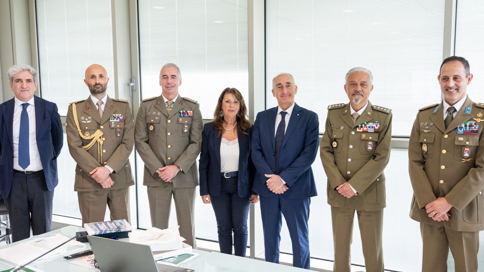 gallery Visita del Tenente Generale Carlo Catalano all'Università di Roma Tor Vergata: al centro il valore delle alleanze istituzionali