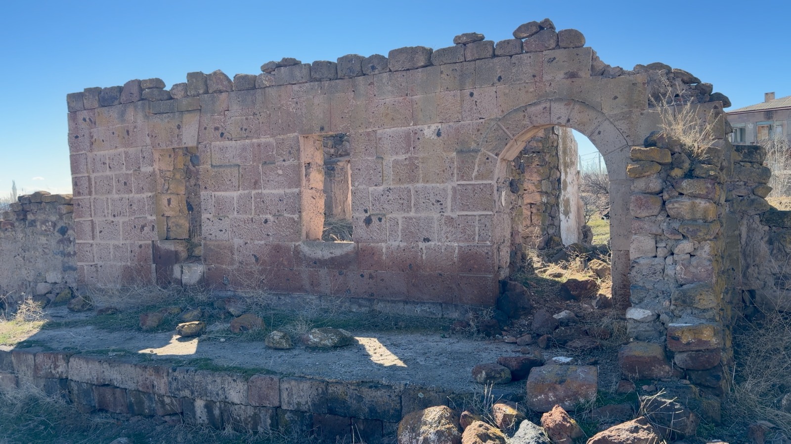 gallery Dalla Via della Seta a Tor Vergata: l'ingegneria e il Medioevo di Aruch in Armenia