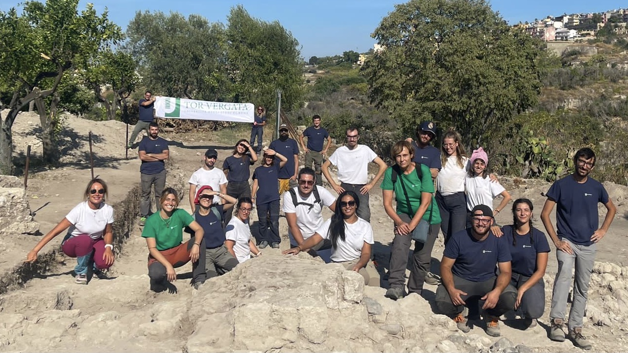 gallery L’affascinante storia di Leontìnoi, giunge al termine la terza campagna di scavi nella città antica