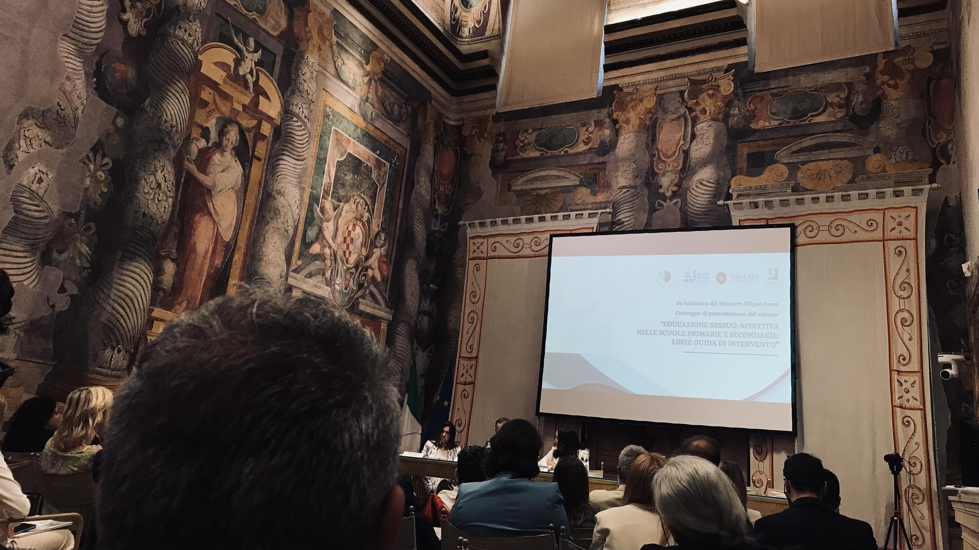 gallery Sesso e affettività, presentato da psicologi e medici il primo manuale con le linee guida per l’intervento nelle scuole 