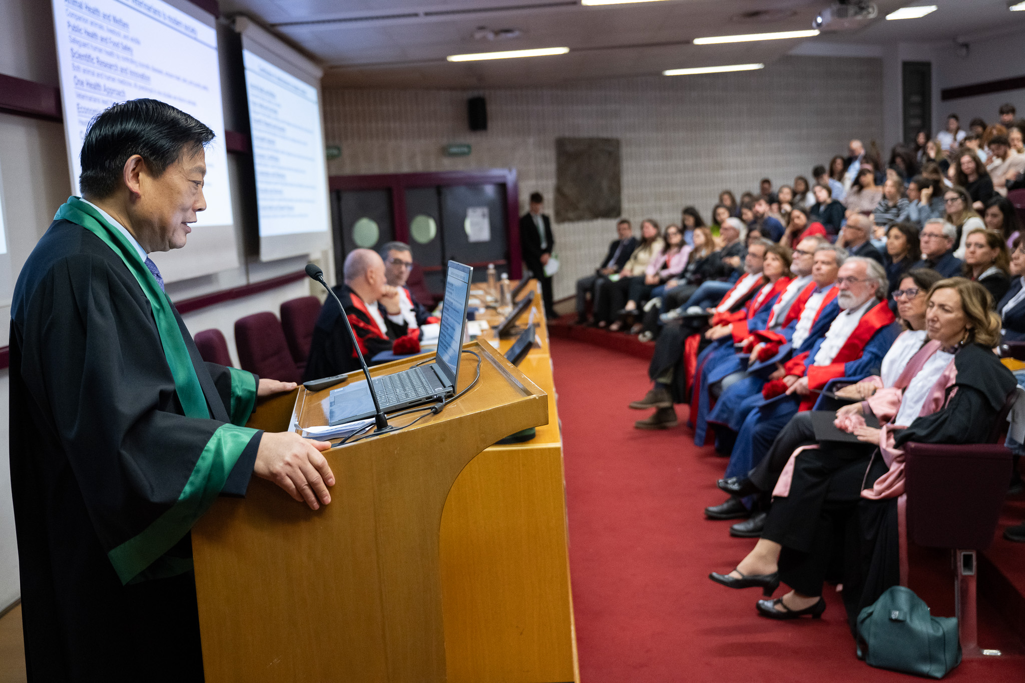 gallery Conferito a Yufang Shi il Dottorato honoris causa in Biochimica e Biologia Molecolare