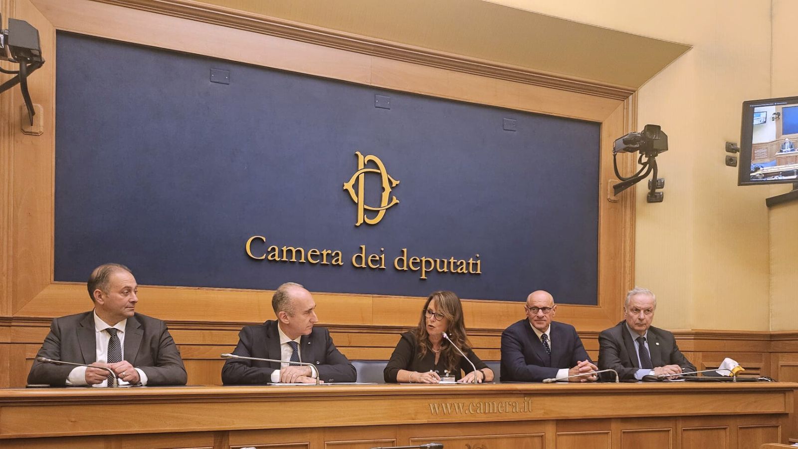 gallery A Montecitorio il racconto di due progetti che uniscono le generazioni. Roma Tor Vergata e Corecom Lazio insieme per il territorio